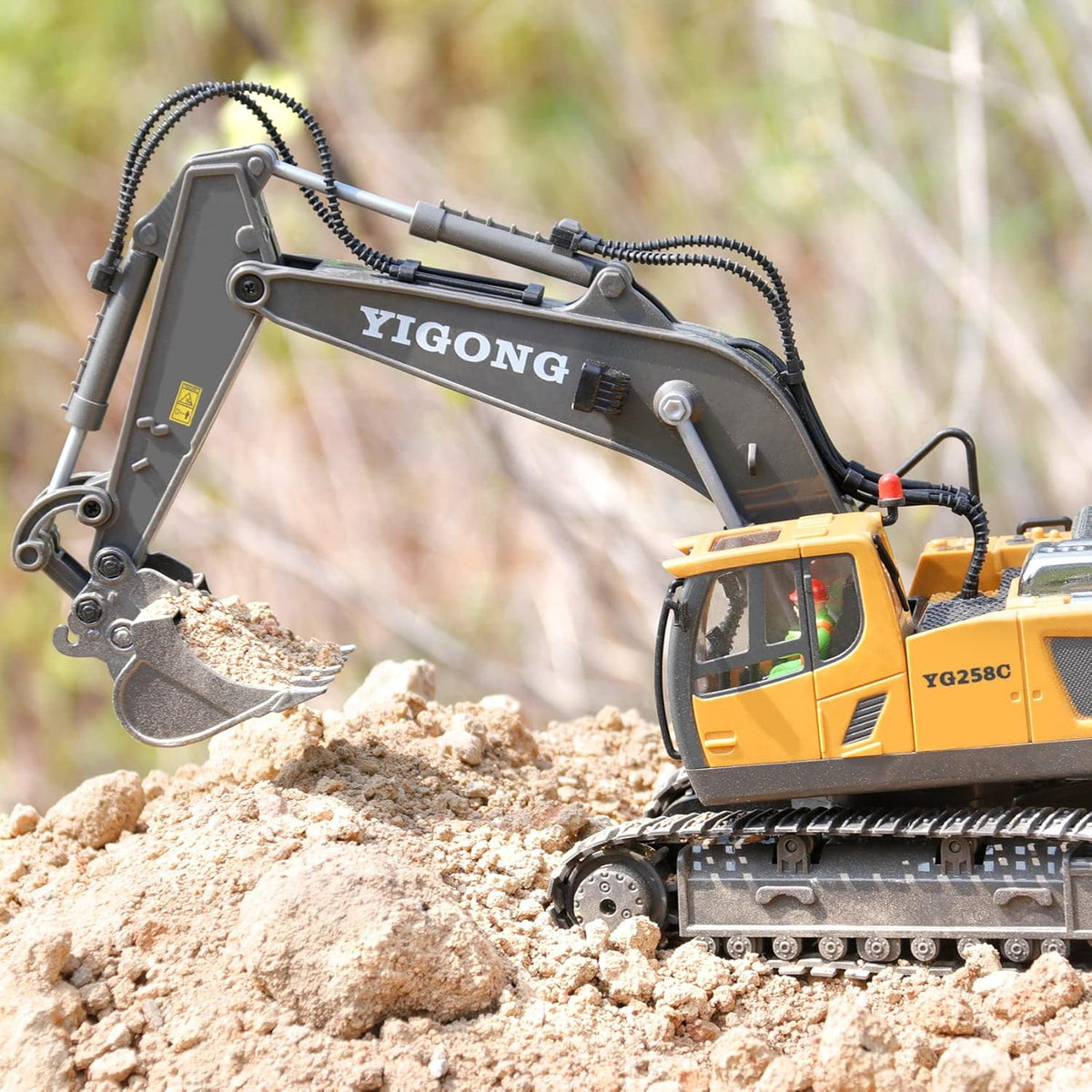 Yigong YG 258C Remote Control Excavator