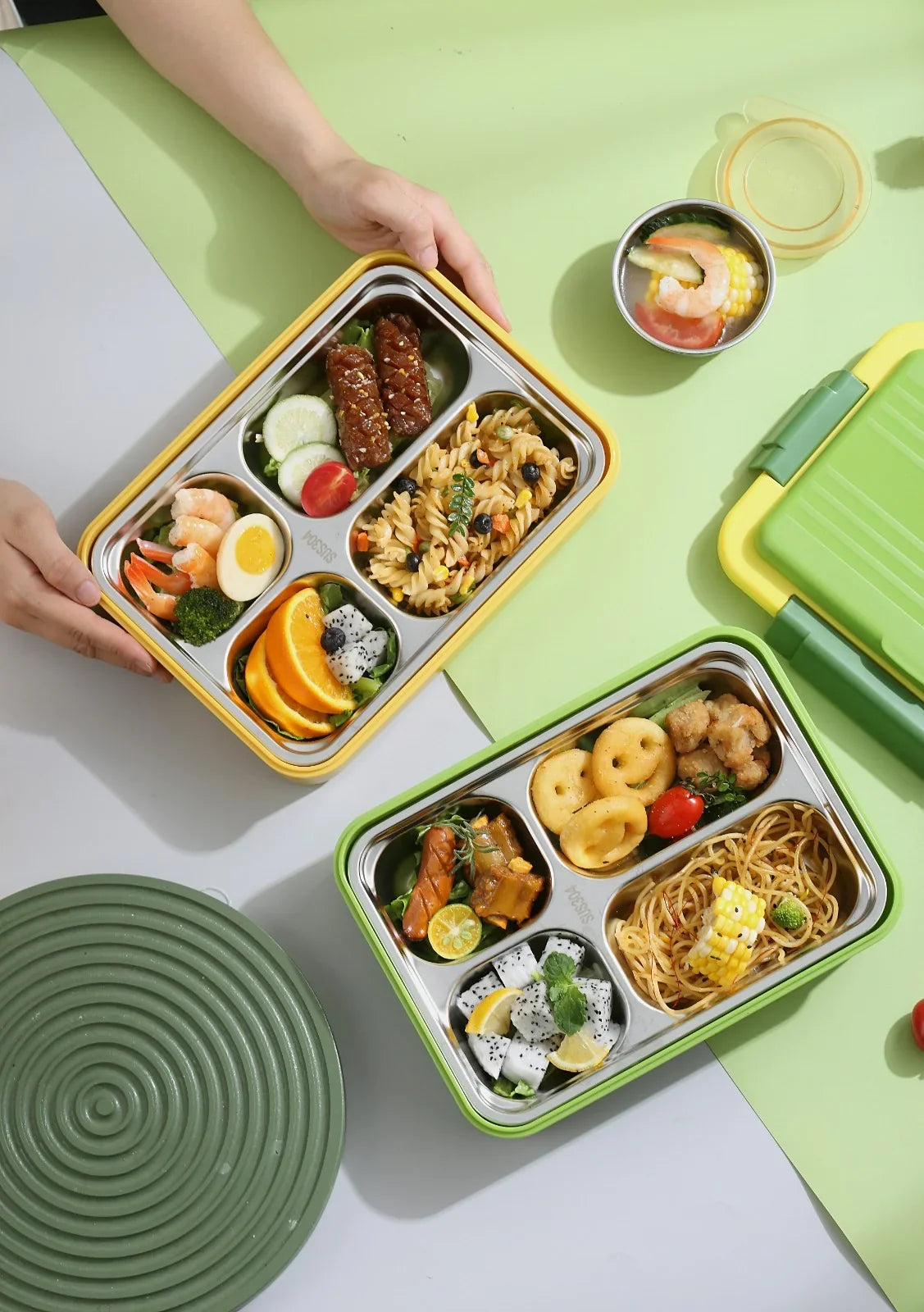 8 Compartments Silly Willy Lunchbox