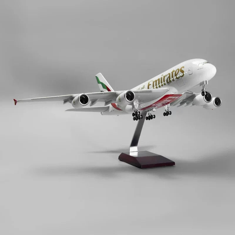 Emirates Airline A380 47CM 1:160 Diecast Scale Model