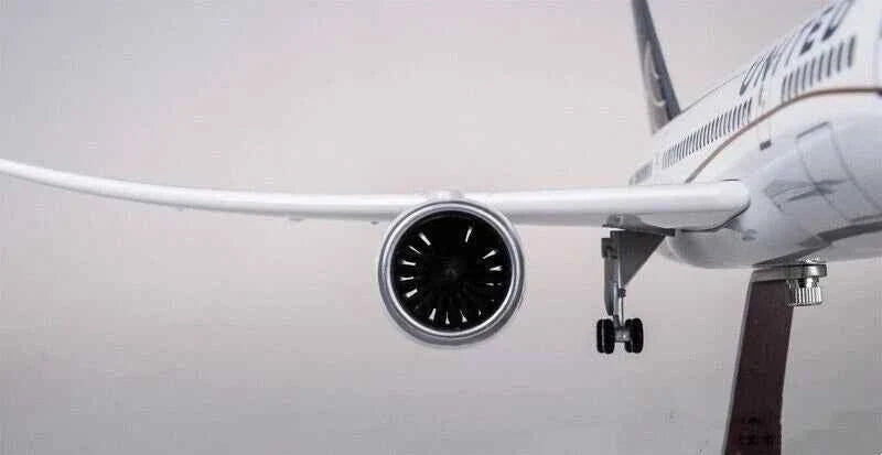 UNITED BOEING 787 Passenger Plane 47CM 1:160 Diecast Scale Model